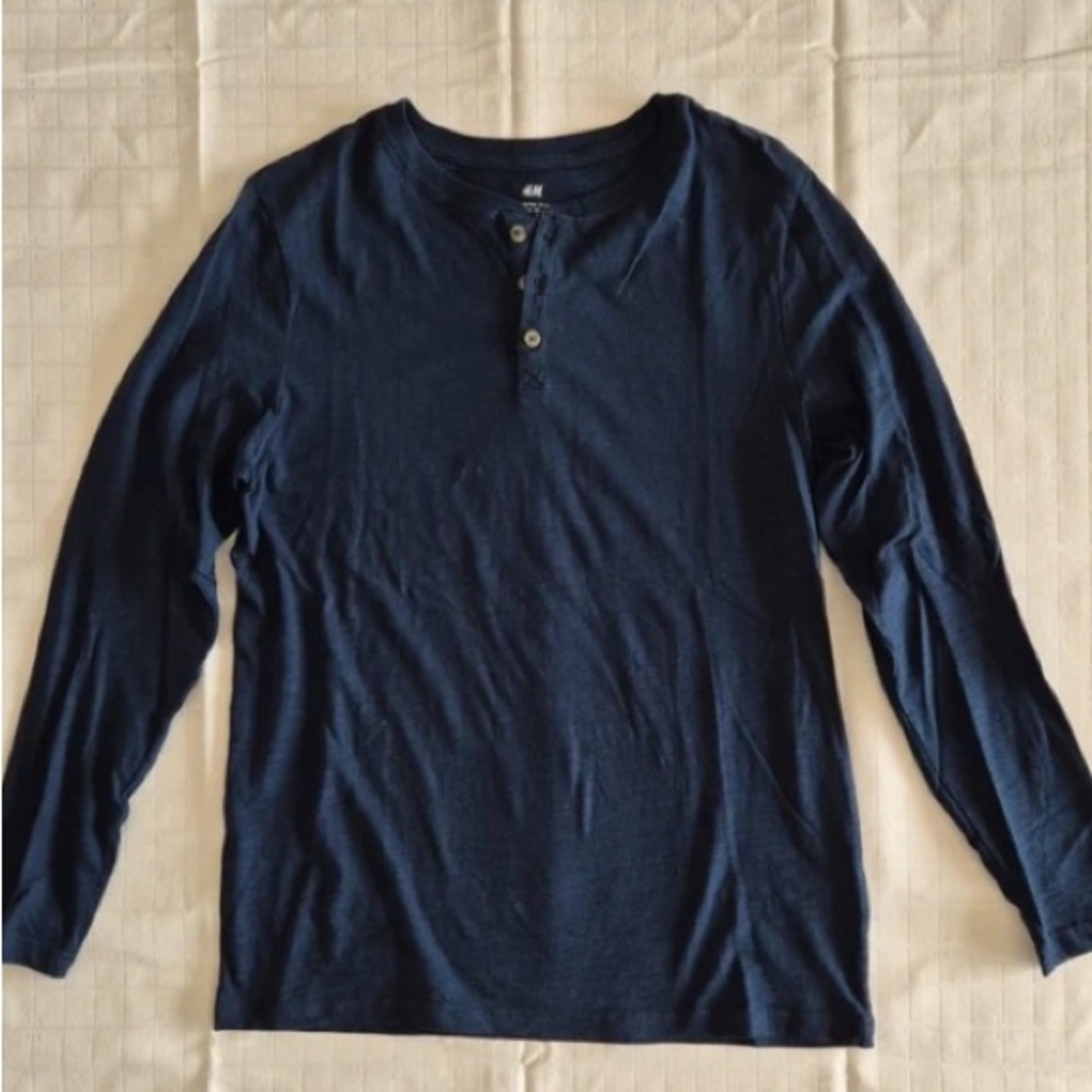 H&M Men’s Dark Blue Long-Sleeve Henley Shirt